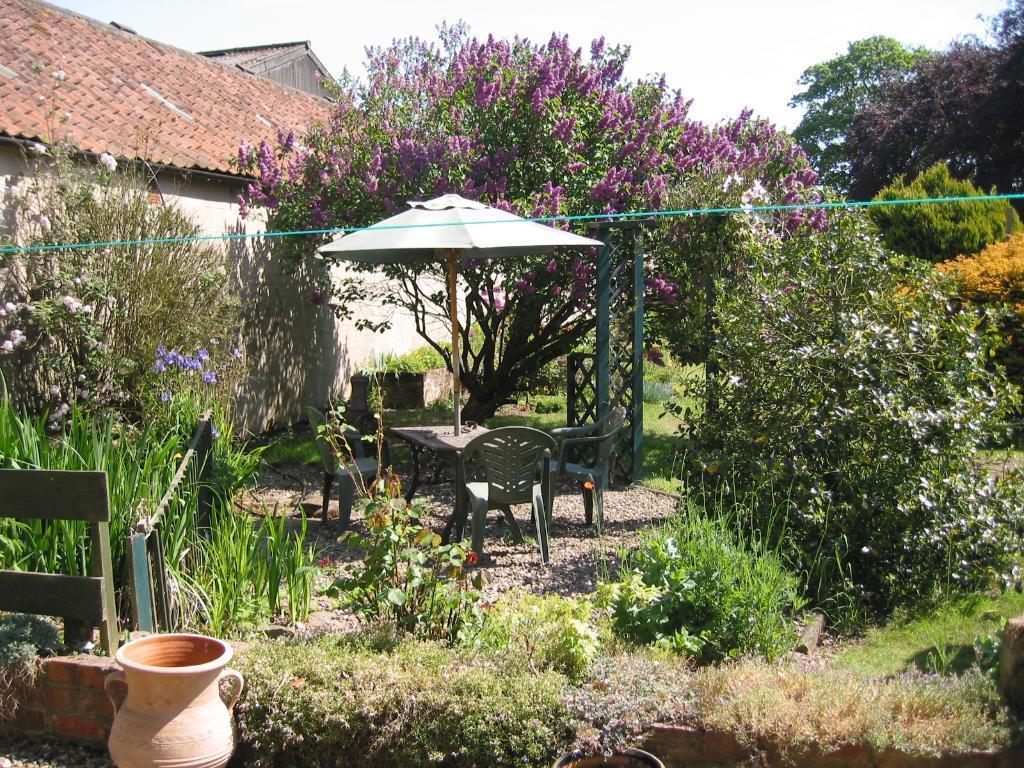 לינה וארוחת בוקר Wansford  The Beeches חדר תמונה